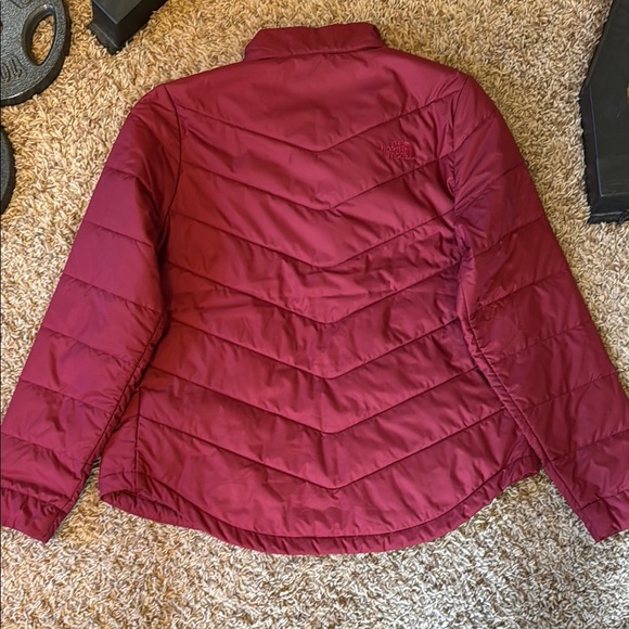 The North Face Red Puffer Jacket with High Collar - Picture 4 of 4